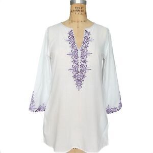 KAS Designs White Cotton Embroidered 
V-Neck Blouse Size S